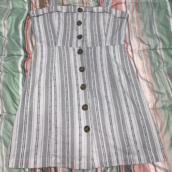 Pinstriped Mini Dress💫 - Picture 4 of 5